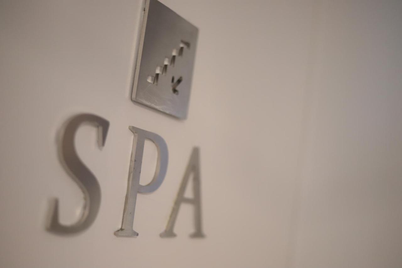 Hotel Brésil Opéra Parigi